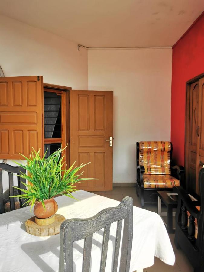 La Maison De Canelya Cotonou Eksteriør billede
